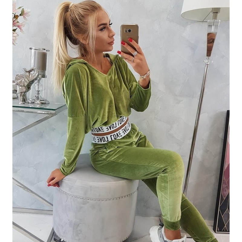Samta kostīms ar uzrakstiem "Love"