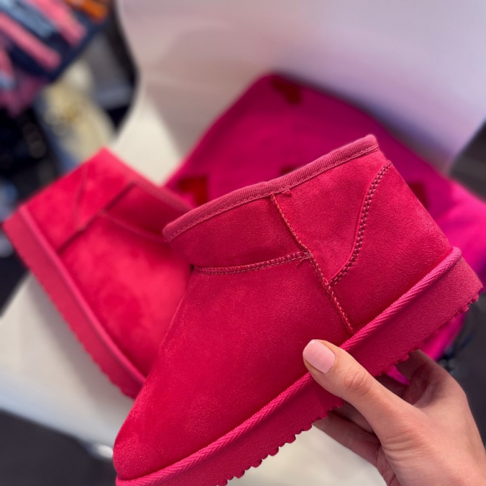Īsie fuksijas krāsas UGG tipa zābaki