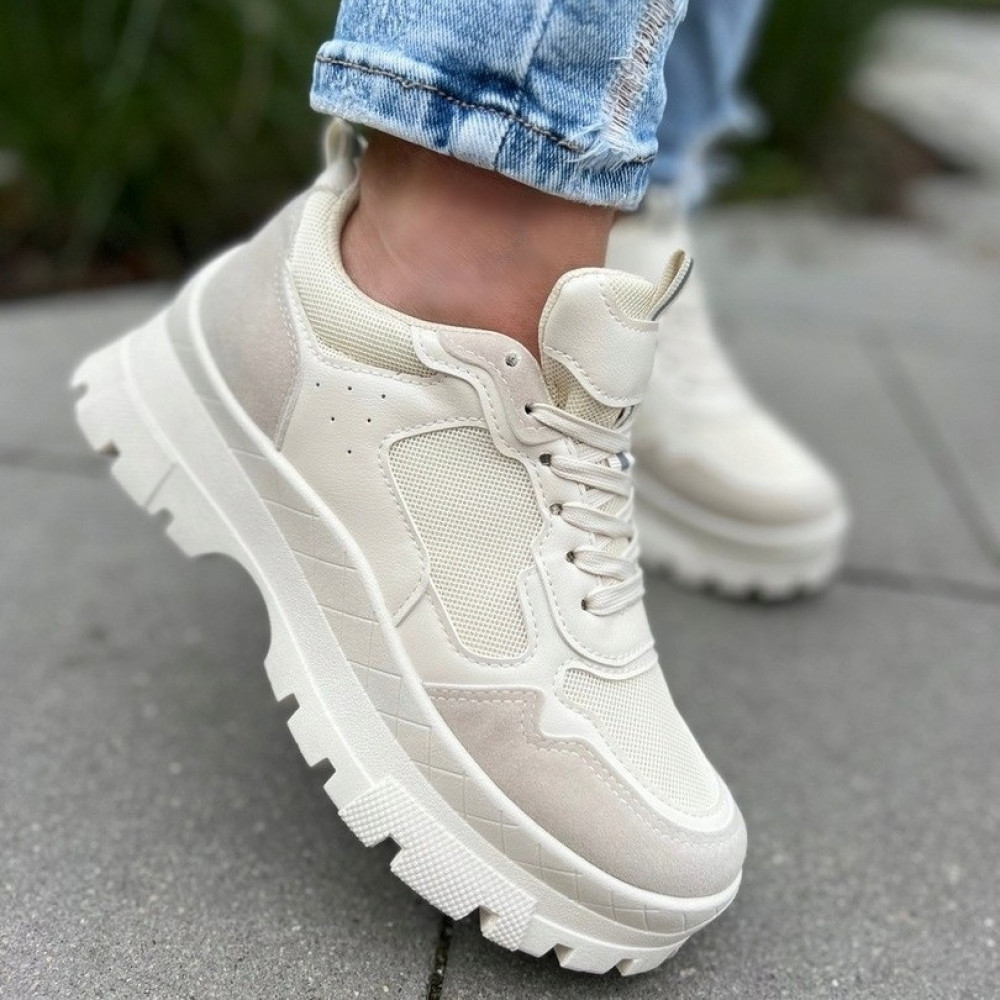 Bēšas platformas botas Bēšas platformas botas