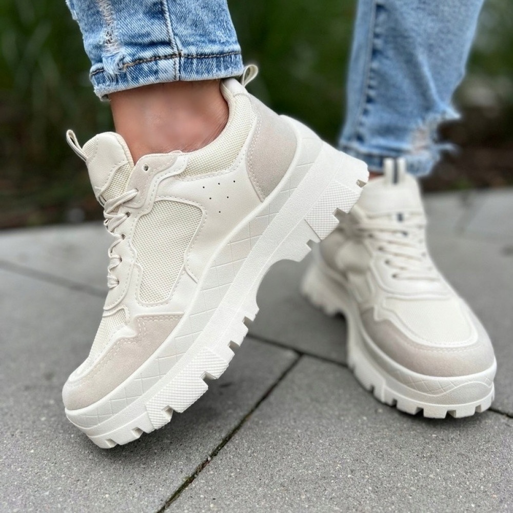 Bēšas platformas botas Bēšas platformas botas