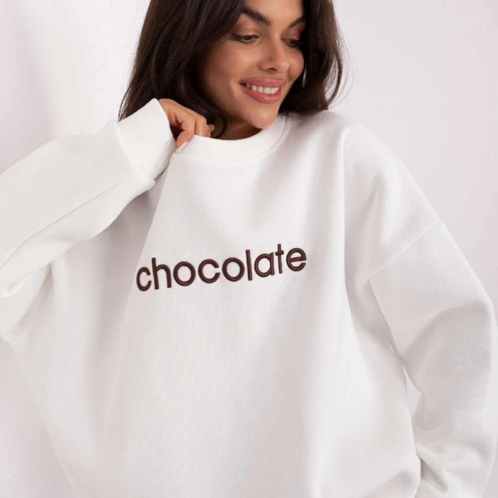  Svītšots "CHOCOLATE" - balts